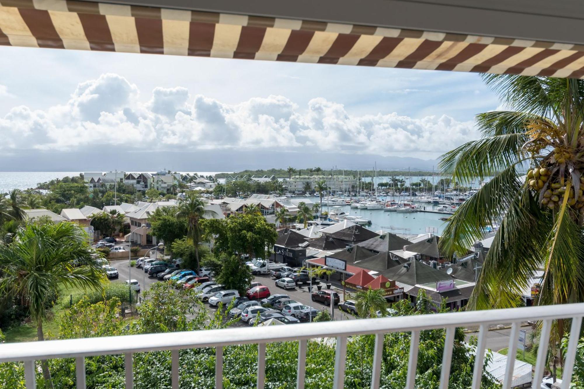 Ferienwohnung Superbe Studio En Duplex, Vue Sur Mer Et Piscine Le Gosier  Exterior foto