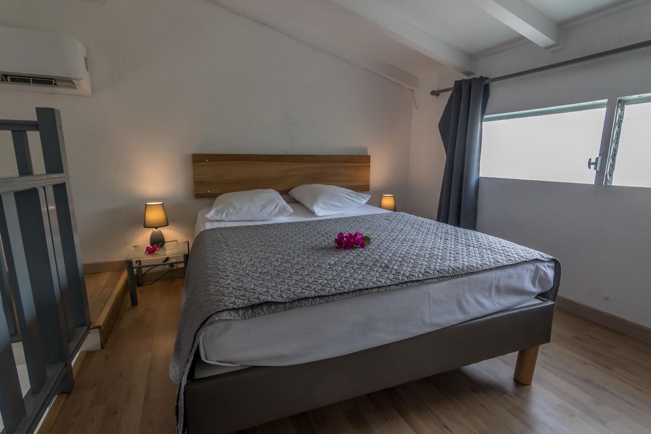 Ferienwohnung Superbe Studio En Duplex, Vue Sur Mer Et Piscine Le Gosier  Exterior foto